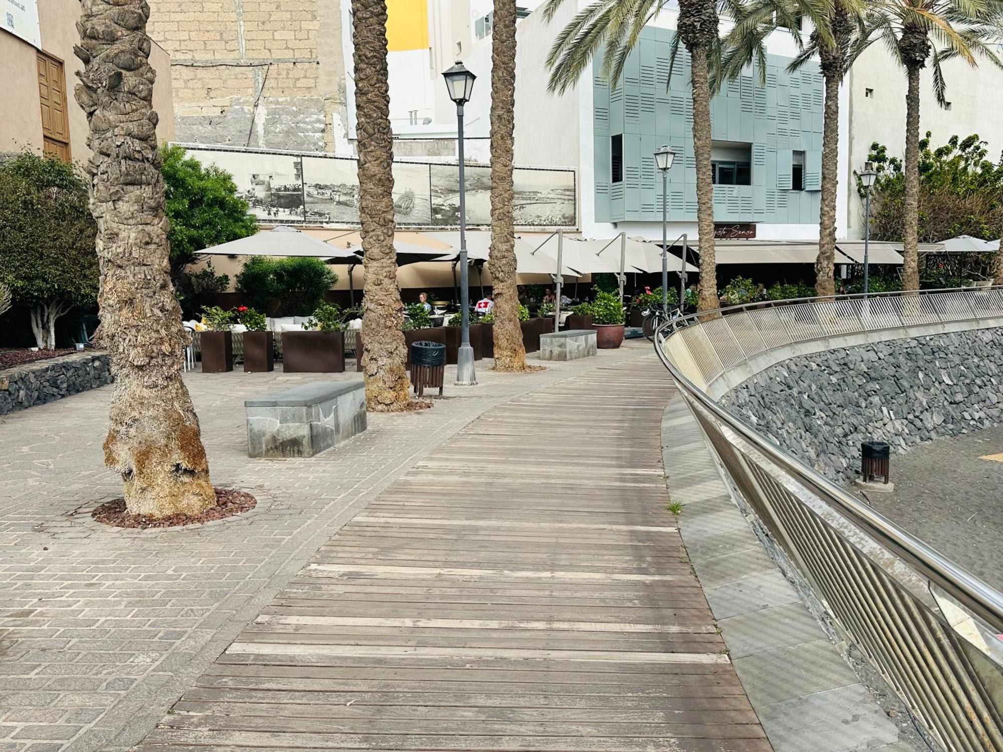 Apartamento Brisas Del Sur - Oasis Tenerife Sur Playa de San Juan  Luaran gambar