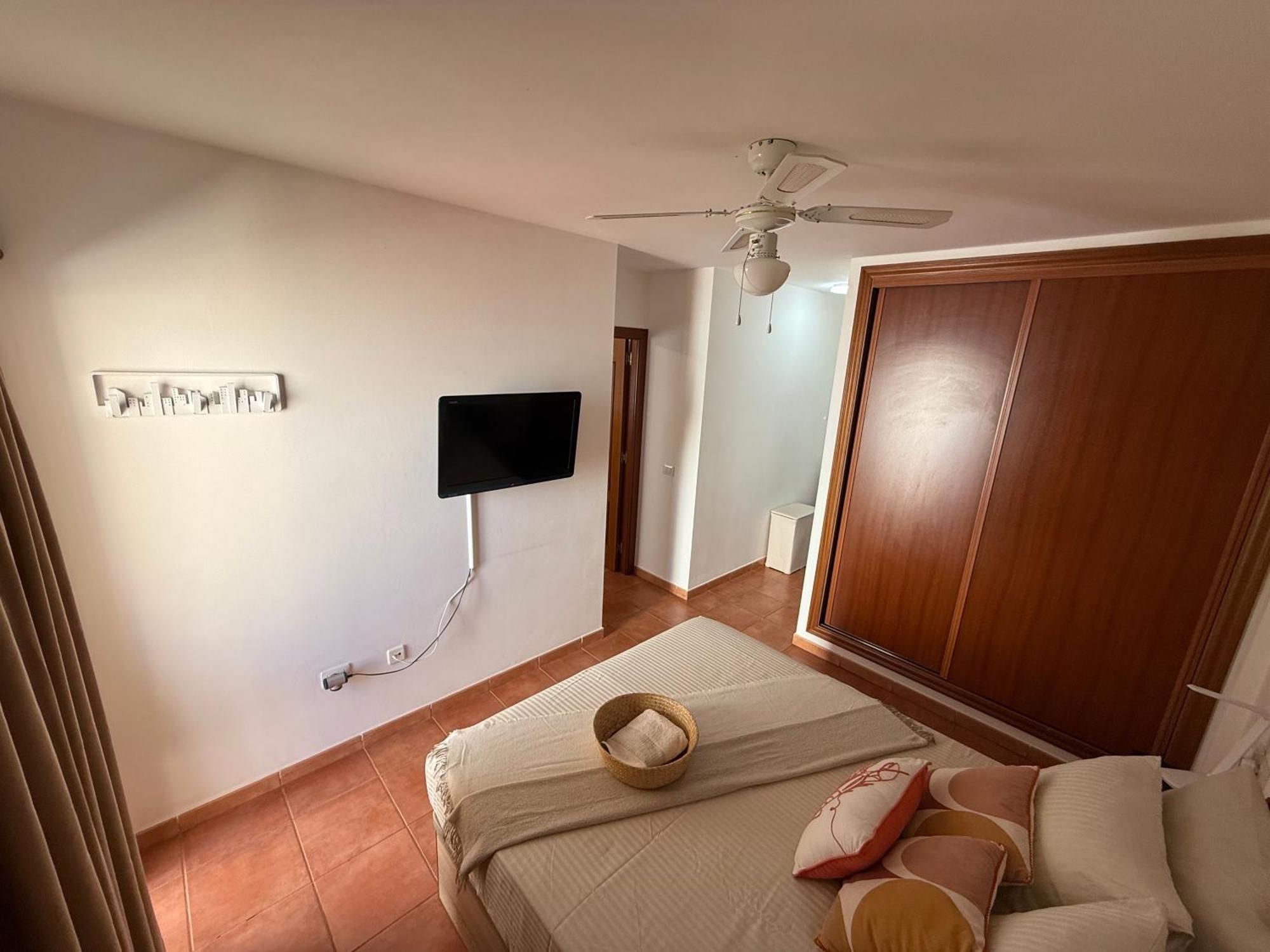 Apartamento Brisas Del Sur - Oasis Tenerife Sur Playa de San Juan  Luaran gambar