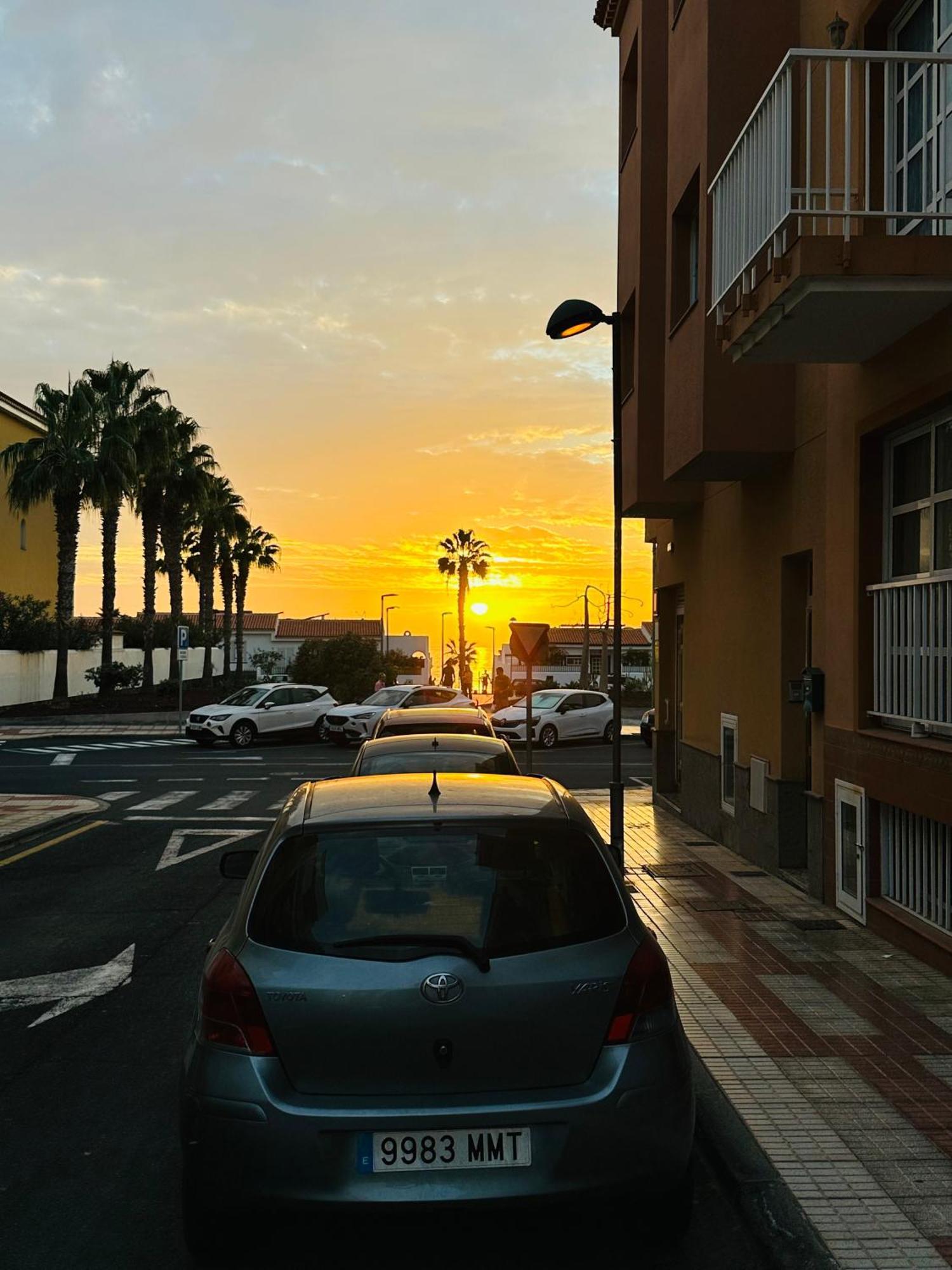 Apartamento Brisas Del Sur - Oasis Tenerife Sur Playa de San Juan  Luaran gambar
