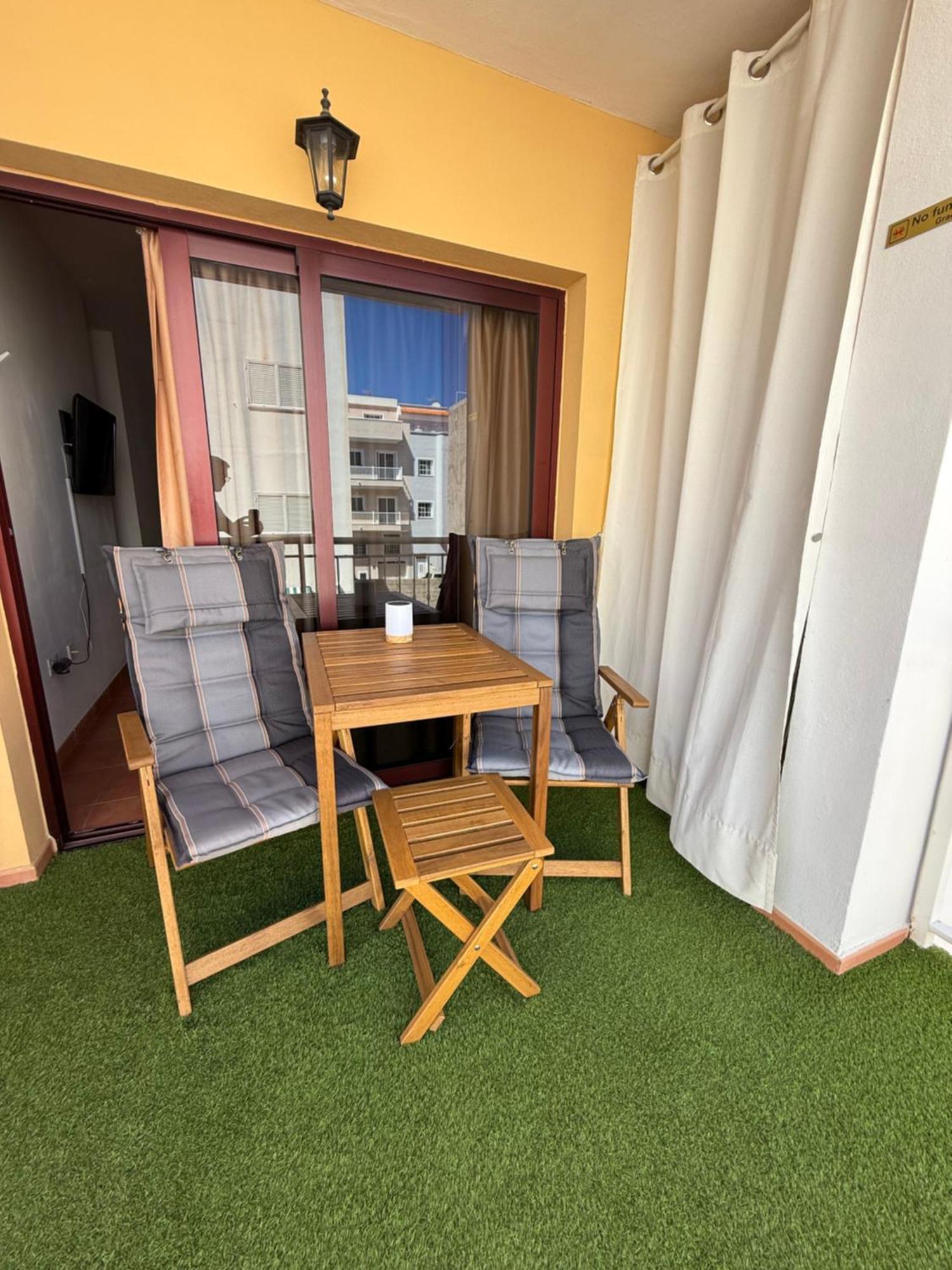 Apartamento Brisas Del Sur - Oasis Tenerife Sur Playa de San Juan  Luaran gambar